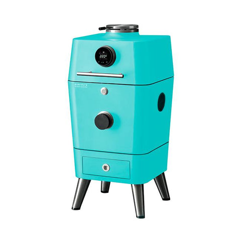 Everdure 4K Mintblue model 2026 kamado grill met digitaal display en lade, op zwarte poten.
