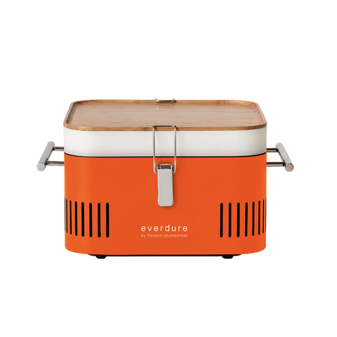 Houtskoolbarbecue Cube van Everdure by Heston Blumenthal. Handig voor in het park, op het strand of in de camper of caravan. Everdure Store is de officiële Everdure by Heston Blumenthal store van Nederland