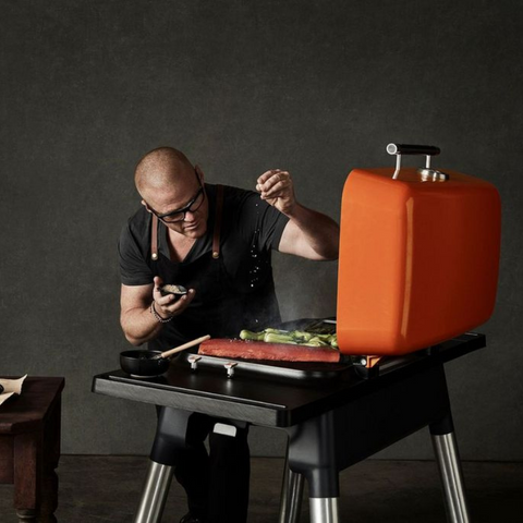 Gasbarbecue Furnace van Everdure by Heston Blumenthal met elektrische ontsteking. Everdure Store is de officiële Everdure store van Nederland.