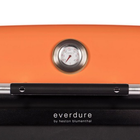 Gasbarbecue Furnace van Everdure by Heston Blumenthal met elektrische ontsteking. Everdure Store is de officiële Everdure store van Nederland.