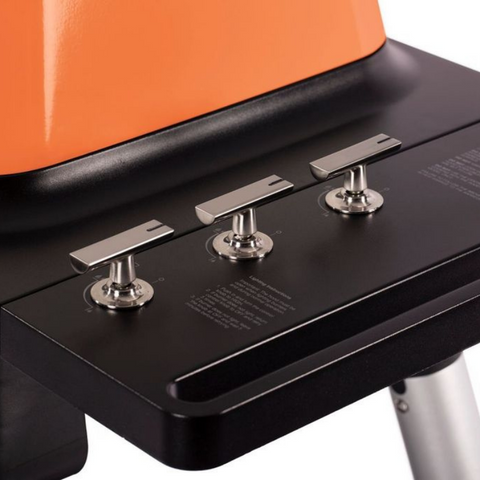 Gasbarbecue Furnace van Everdure by Heston Blumenthal met elektrische ontsteking. Everdure Store is de officiële Everdure store van Nederland.