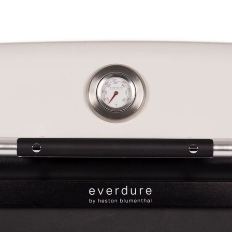 Gasbarbecue Furnace van Everdure by Heston Blumenthal met elektrische ontsteking. Everdure Store is de officiële Everdure store van Nederland.